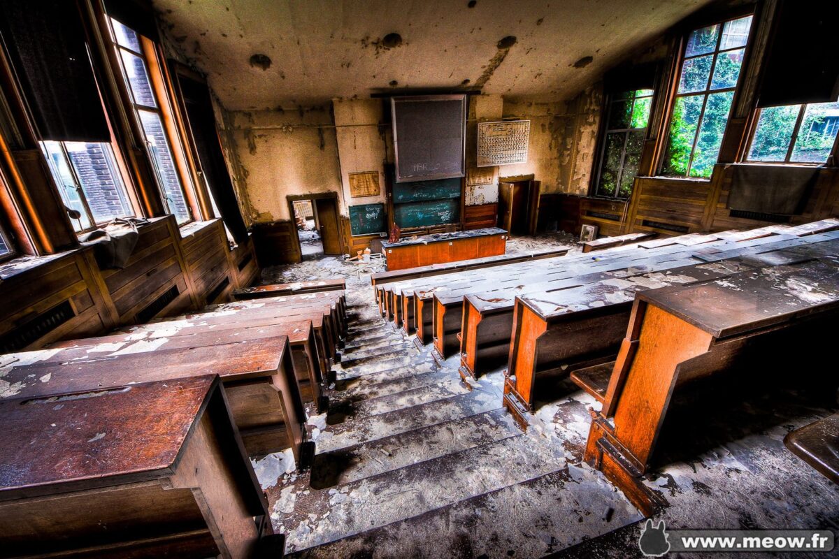Urbex - Lecture Hall