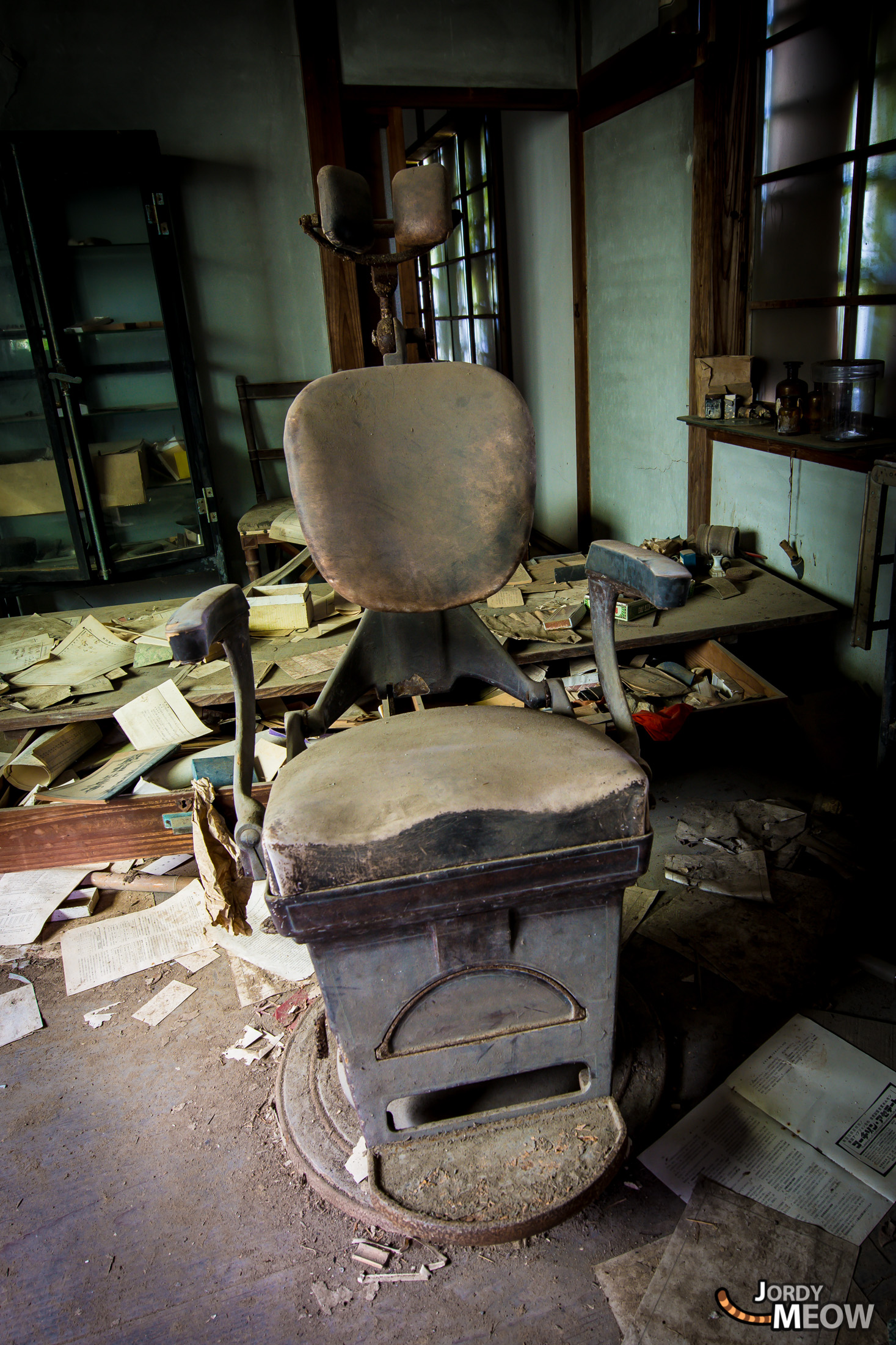 Abandoned Hospitals - The Hellish Chair