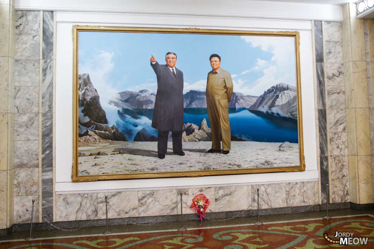 Kim Il-sung and Kim Jong-il together looking towards the bright future