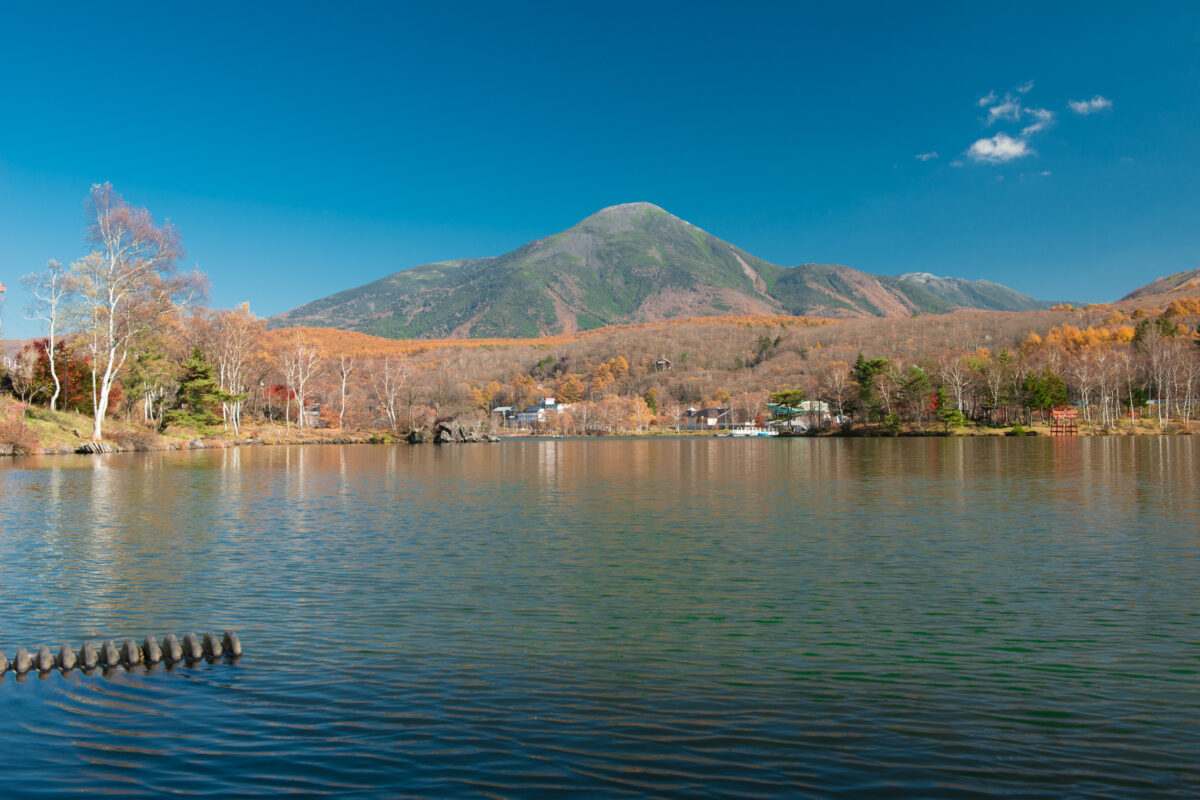 Lake Shirakaba in Autumn