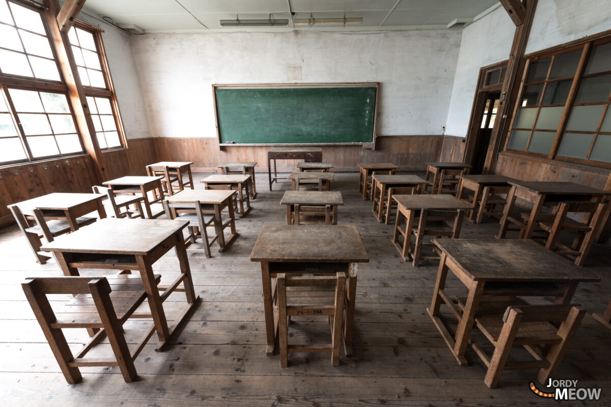 Abandoned Classroom in Ibaraki