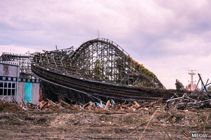 Abandoned Nara Dreamland roller coaster: haunting reminder of former glory.