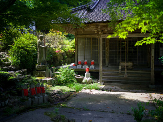 Tranquil Japanese temple garden oasis
